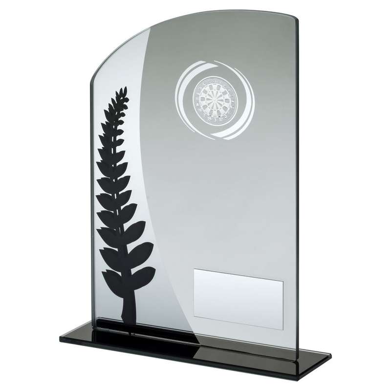 JADE GLASS PLAQUE WITH BLACK/SILVER DETAIL WITH DARTS INSERT AND PLATE – 6.5in