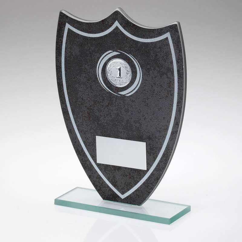 STONE EFFECT GLASS SHIELD WITH WHITE WREATH & LINES + PLATE (1in CEN) – 6.5in